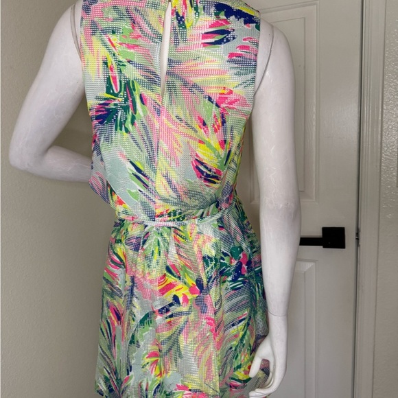 Lilly Pulitzer Colorful Tropical Print Teo Piece Set Size 4. - Picture 8 of 12